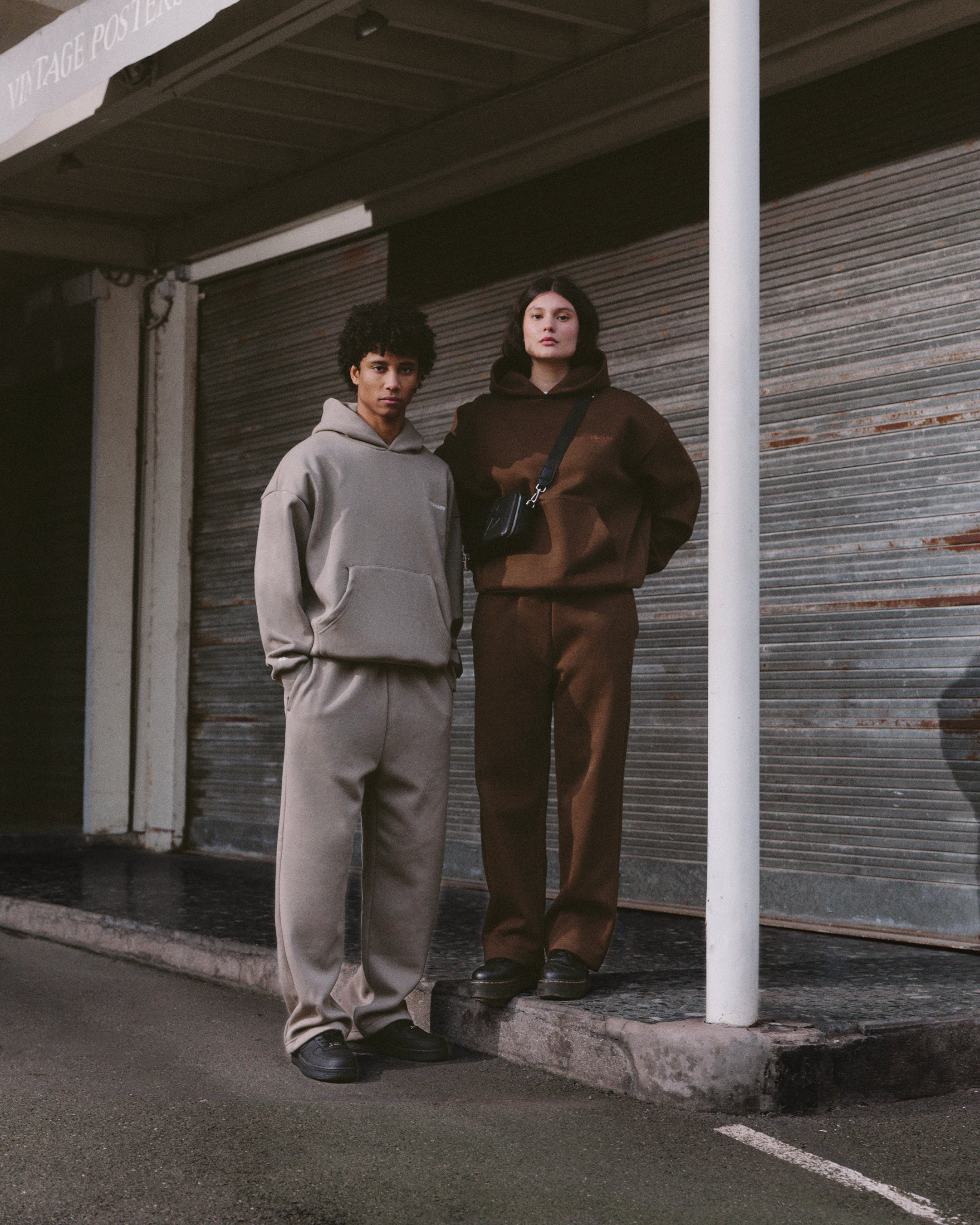 HOODIE 500G MARRON - Image 6