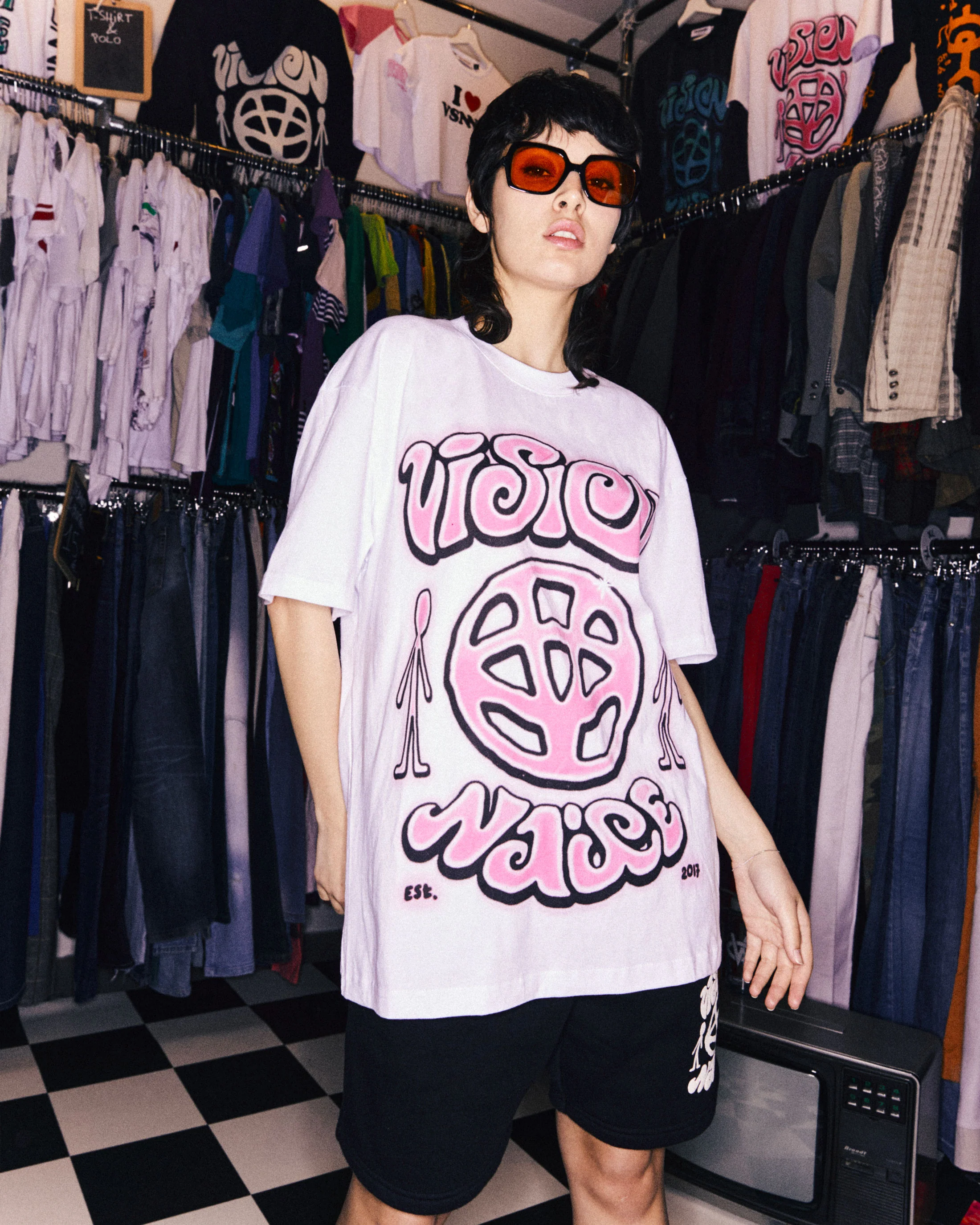 SHORT LOGO V ROND NOIR - Image 3