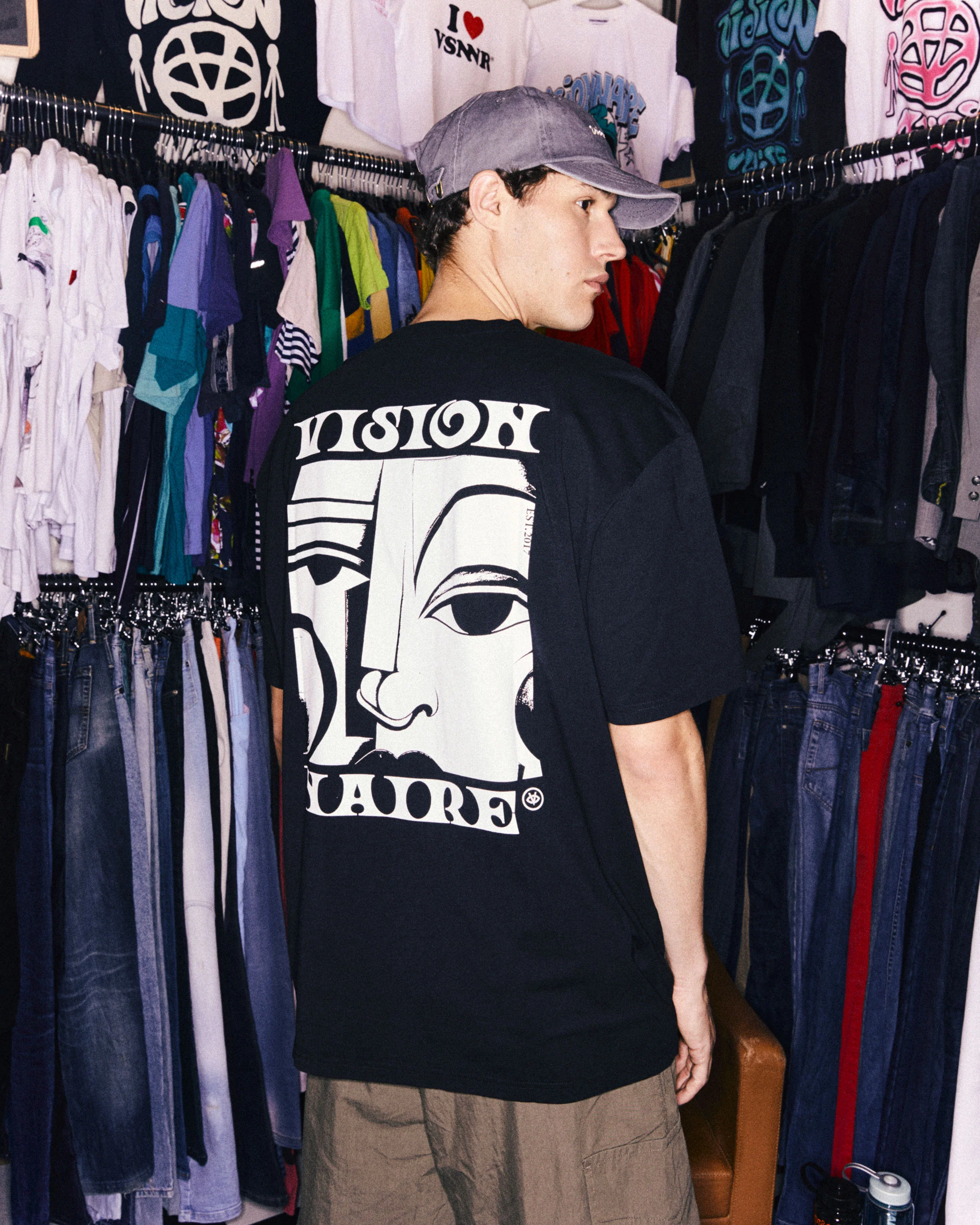 T-SHIRT ABSTRACT NOIR - Image 3